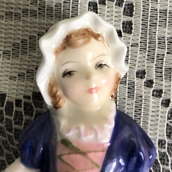 Royal Doulton Pink Blue Maid Figurine. Dinky Do - Picture 6 of 11